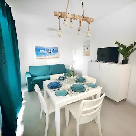 Affittimoderni Albatros - Cste09 Apartmán *