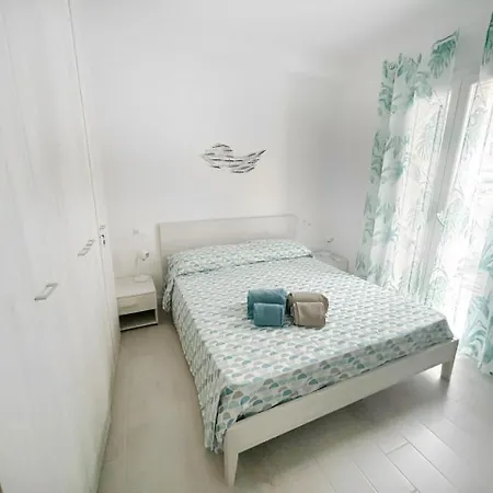 Affittimoderni Albatros - Cste09 * كاستيلساردو