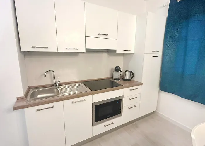 Affittimoderni Albatros - Cste09 *